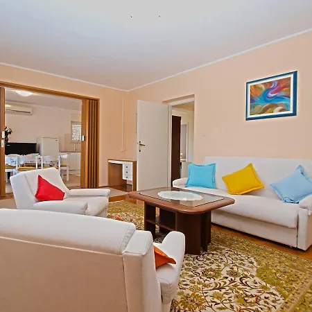 Marija 1327 Apartman Póla