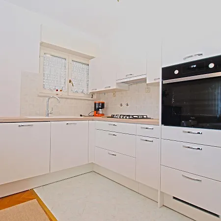 Marija 1327 Apartment